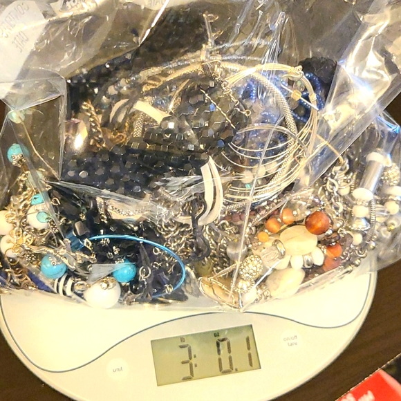 3 pound bundle of silver jewelry - Picture 1 of 7